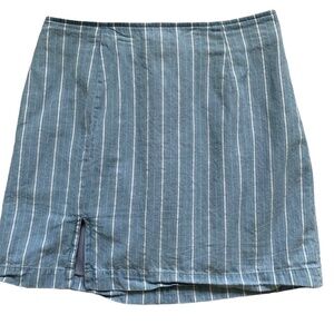 Forever 21 Light Blue and White Striped Chambray Mini Skirt in Size Small